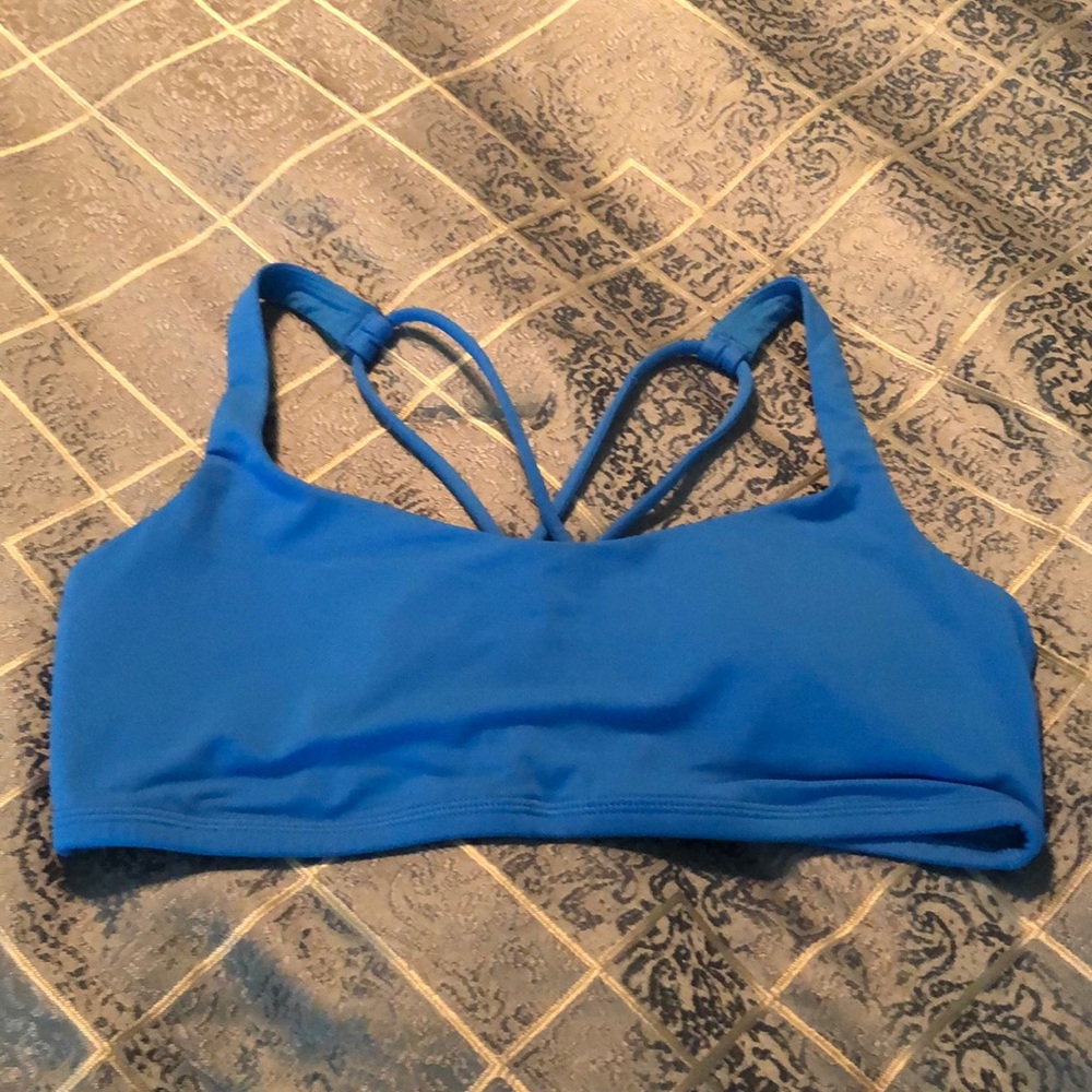 Lululemon ‘Free to be’ bra size 8
